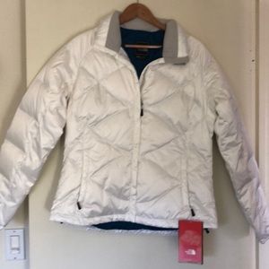 Womens North Face 550 down jacket size L